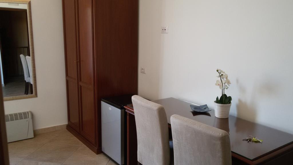 Mrs Julie Guesthouse Roma Rom bilde